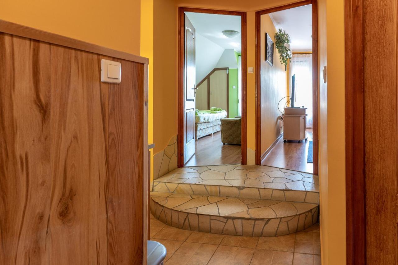Gal Apartmanhaz Harkány Zewnętrze zdjęcie