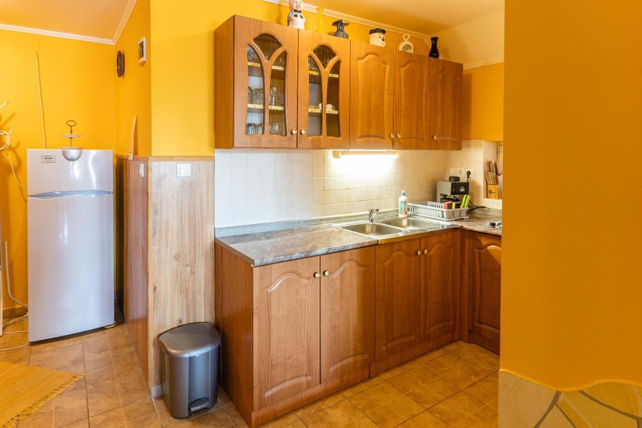 Gal Apartmanhaz Harkány Zewnętrze zdjęcie