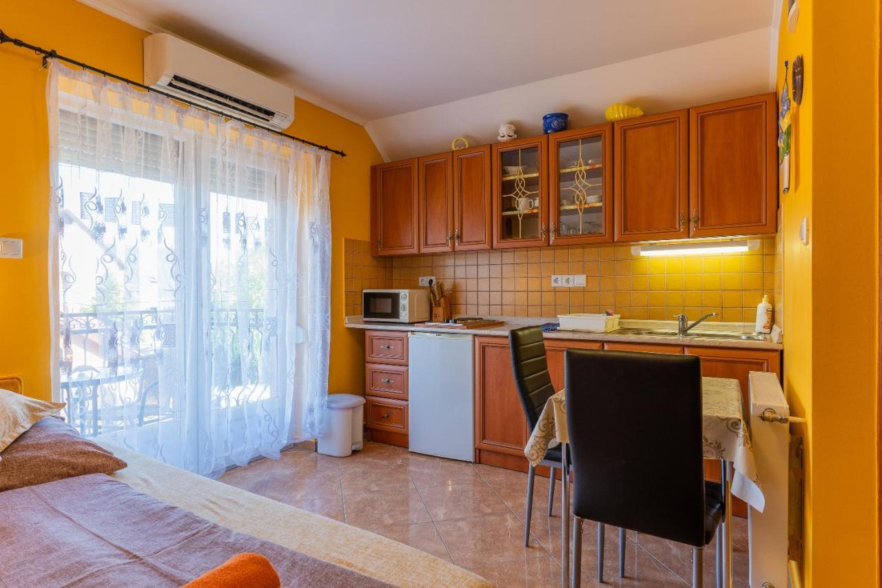 Gal Apartmanhaz Harkány Zewnętrze zdjęcie