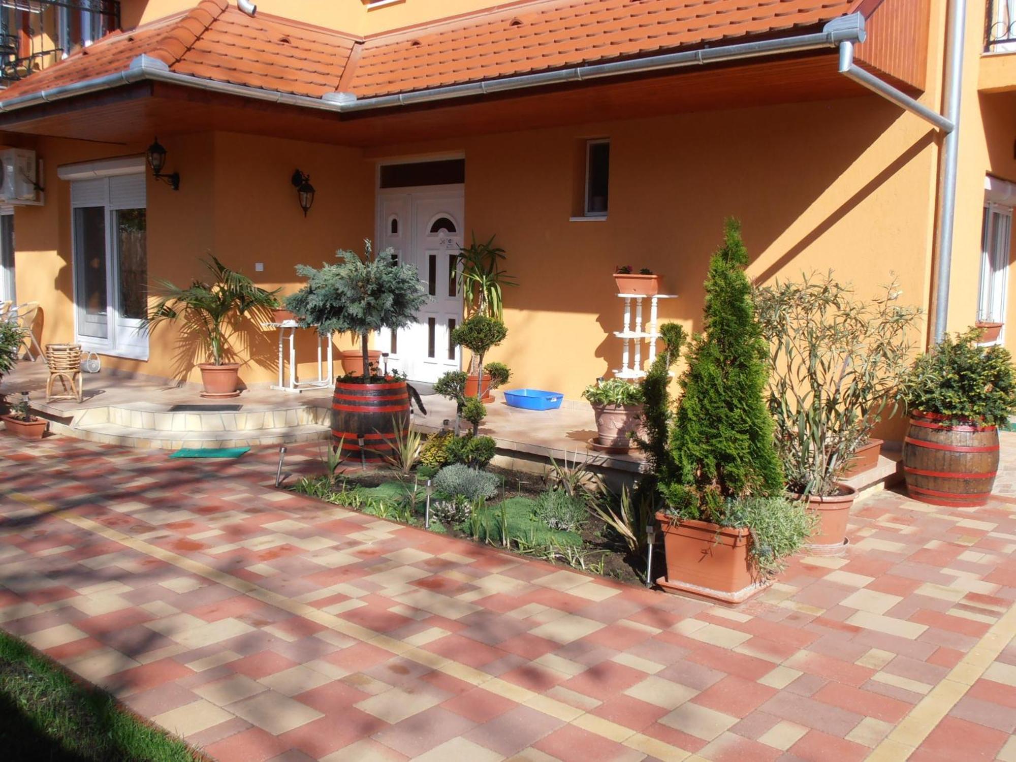 Gal Apartmanhaz Harkány Zewnętrze zdjęcie