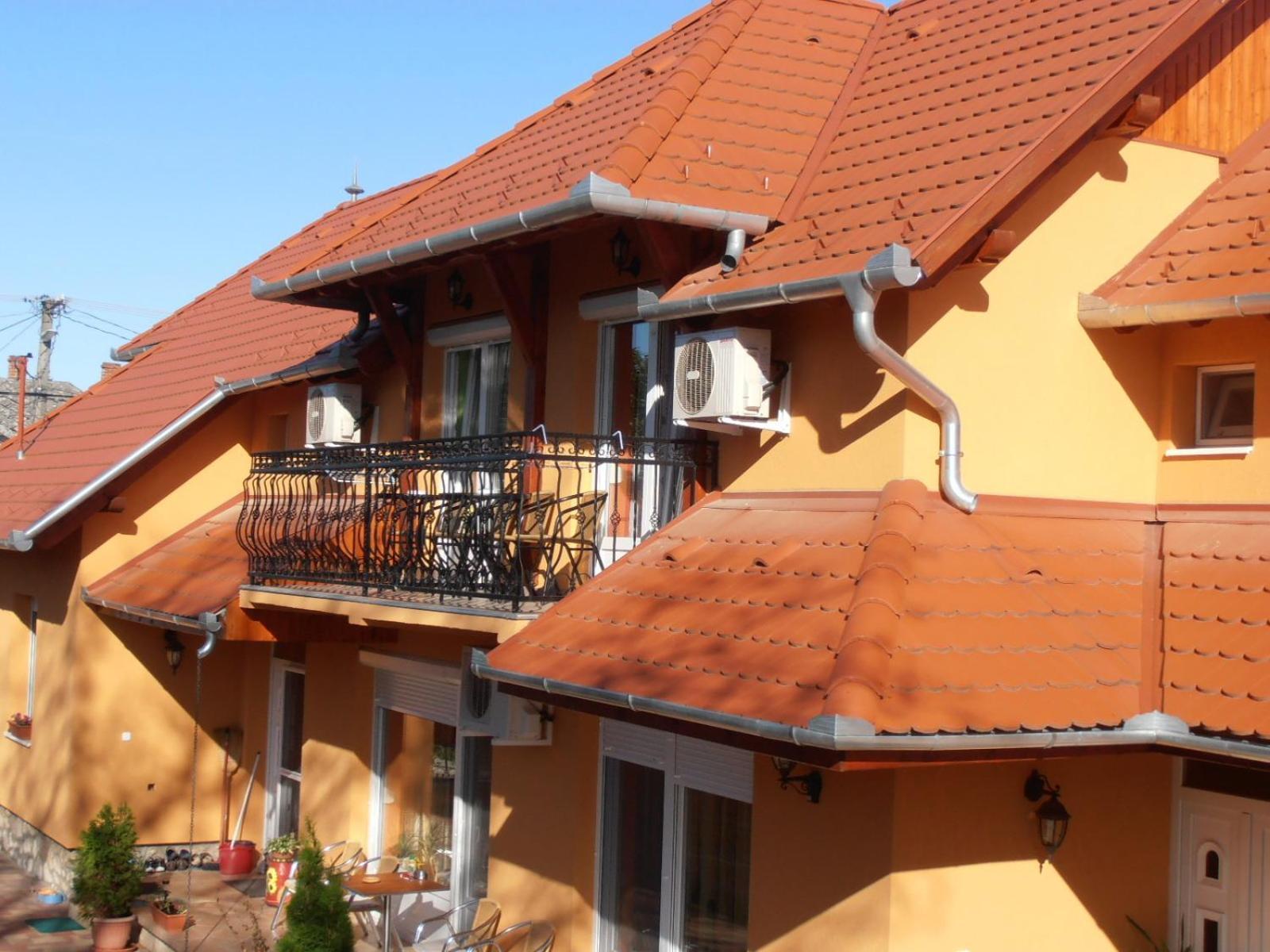 Gal Apartmanhaz Harkány Zewnętrze zdjęcie