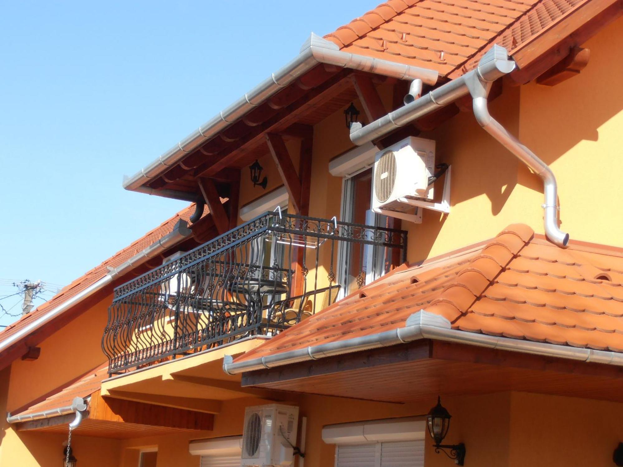 Gal Apartmanhaz Harkány Zewnętrze zdjęcie