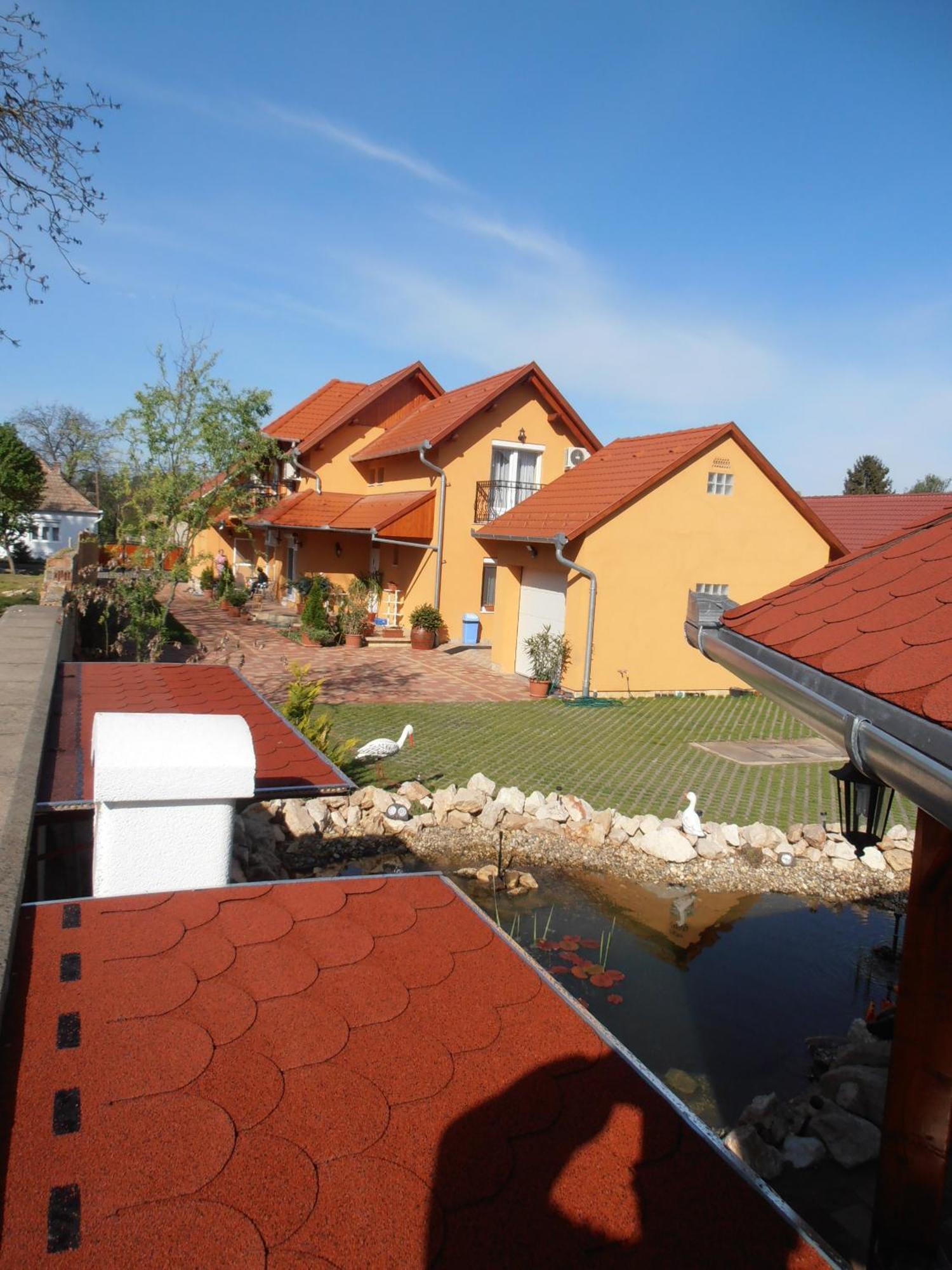 Gal Apartmanhaz Harkány Zewnętrze zdjęcie