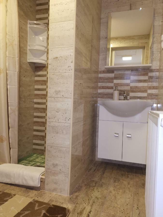 Gal Apartmanhaz Harkány Zewnętrze zdjęcie