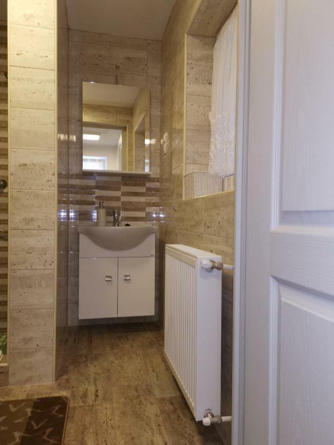 Gal Apartmanhaz Harkány Zewnętrze zdjęcie